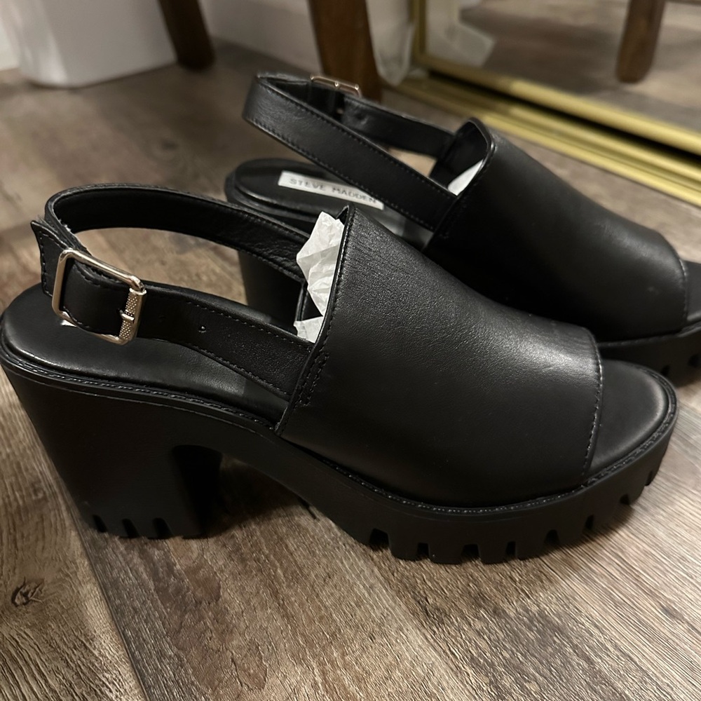 Steve Madden Sunnyside Black Leather Footwear